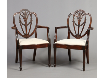 A set of ten Hepplewhite style dining ch