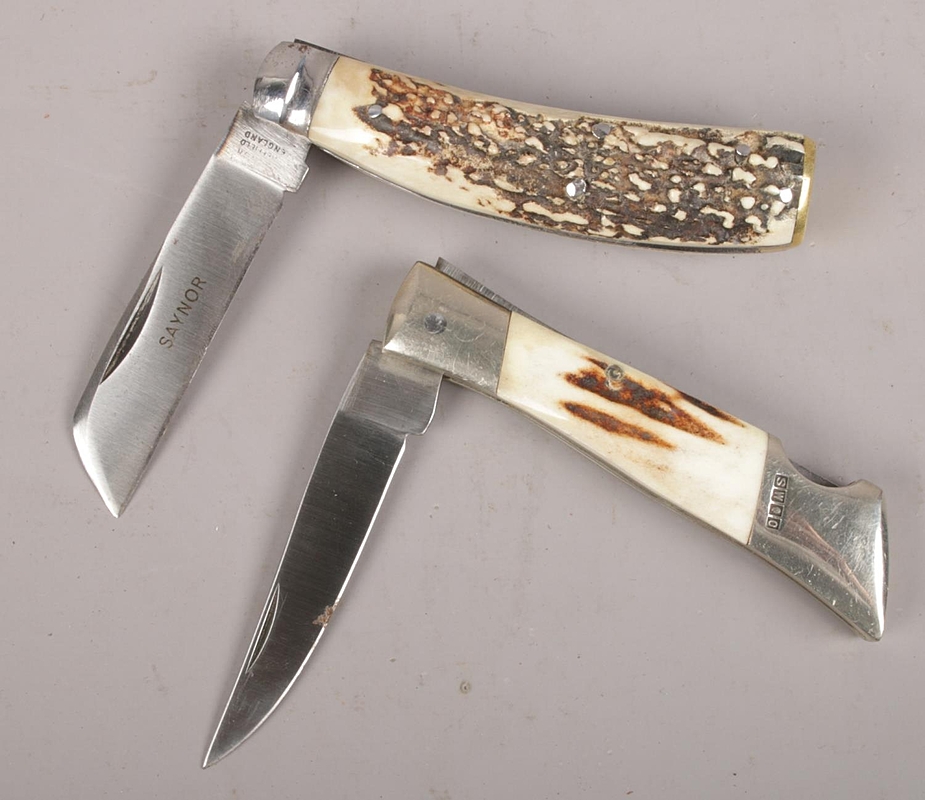 A Saynor pruning knife with horn handle 