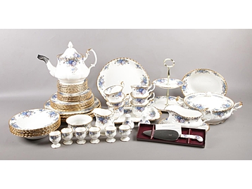 A large collection of Royal Albert 'Midn