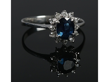 An 18ct white gold sapphire and diamond 
